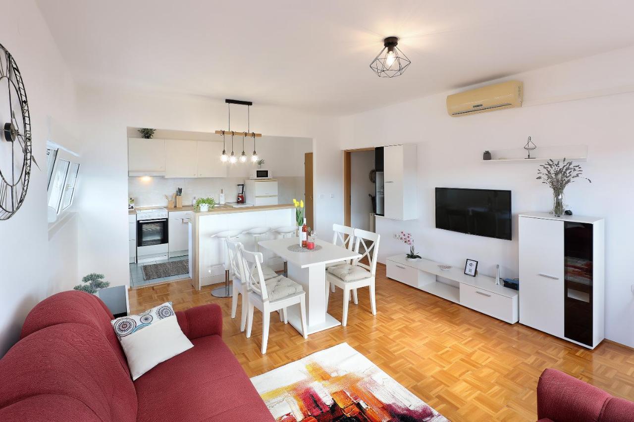 Apartment Leon - Sea View ริเยกา ภายนอก รูปภาพ